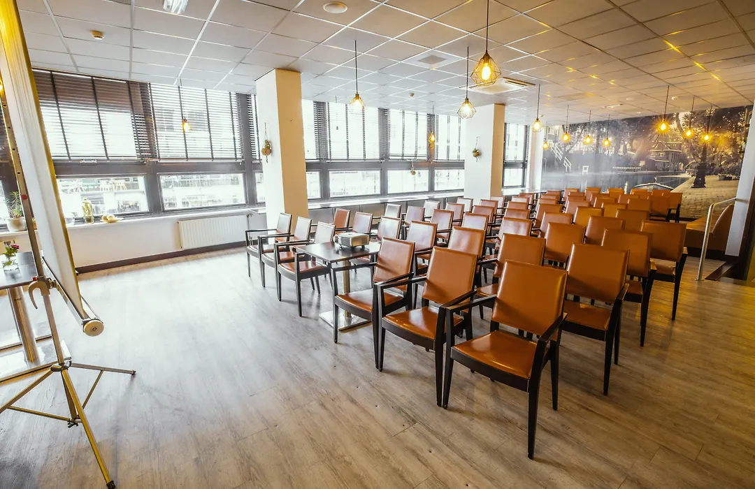 Leonardo Hotel Utrecht City Center-1